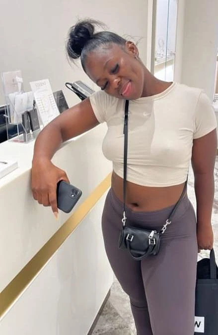 Blessing – Ugandan escort in Kampala — 3 / 5