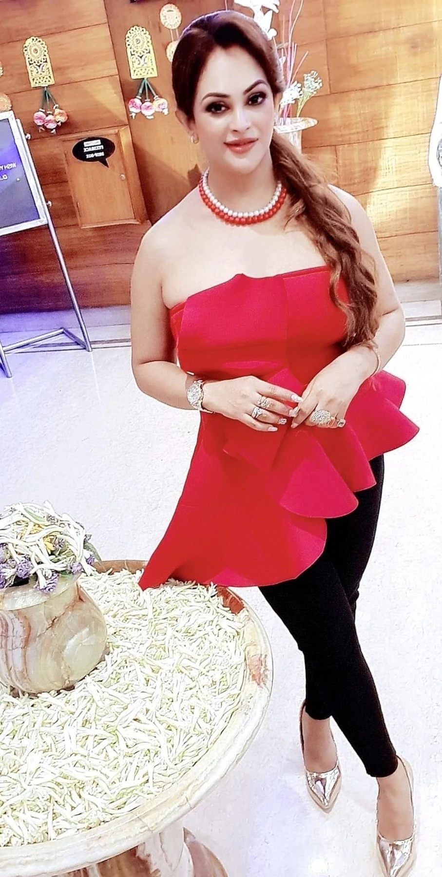 Anjali Sex toy for u real meet – Indian escort in New Delhi — 4 / 16