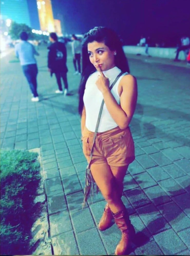 Khushi Priya Real meet & cam session❣️ – Indian escort in Hyderabad — 2 / 7