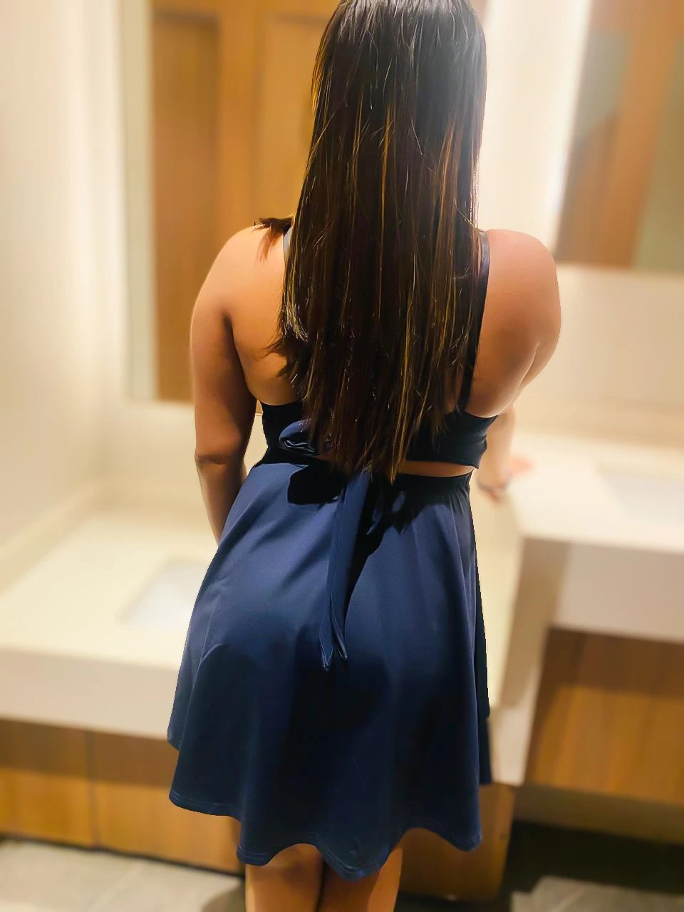 Akshi Meetup With B to B & FFM – Sri Lankan escort in Colombo — 3 / 4