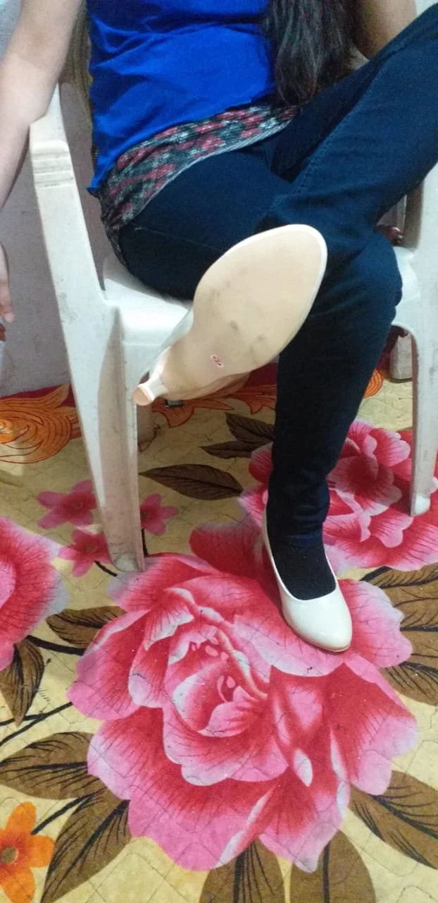 jiya – Indian dominatrix in Mumbai — 8 / 10