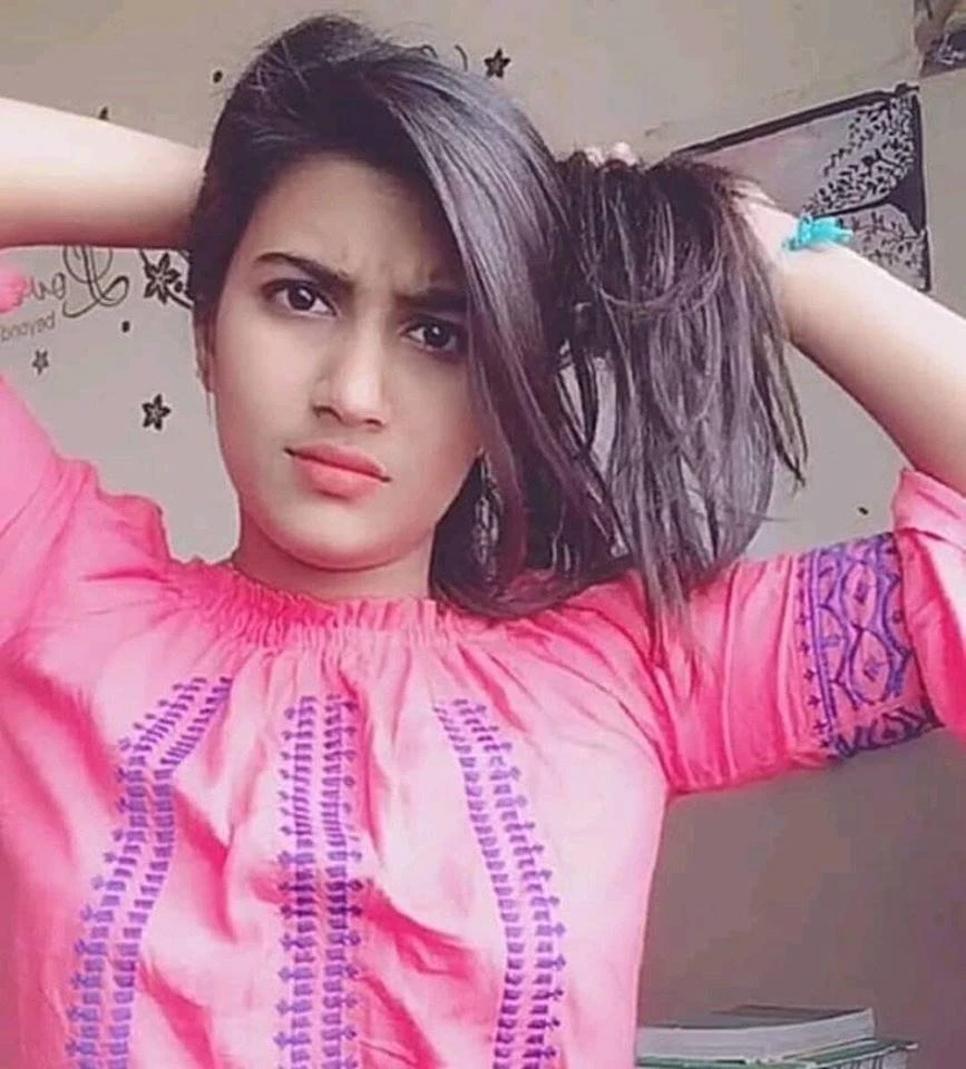 Sonia Khan – Pakistani escort in Lahore — 4 / 11