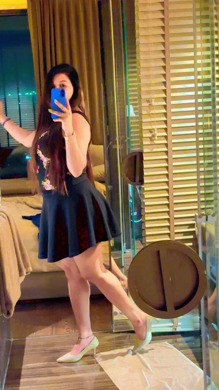 Neeru College Girl Available In – Indian escort in New Delhi — 2 / 3