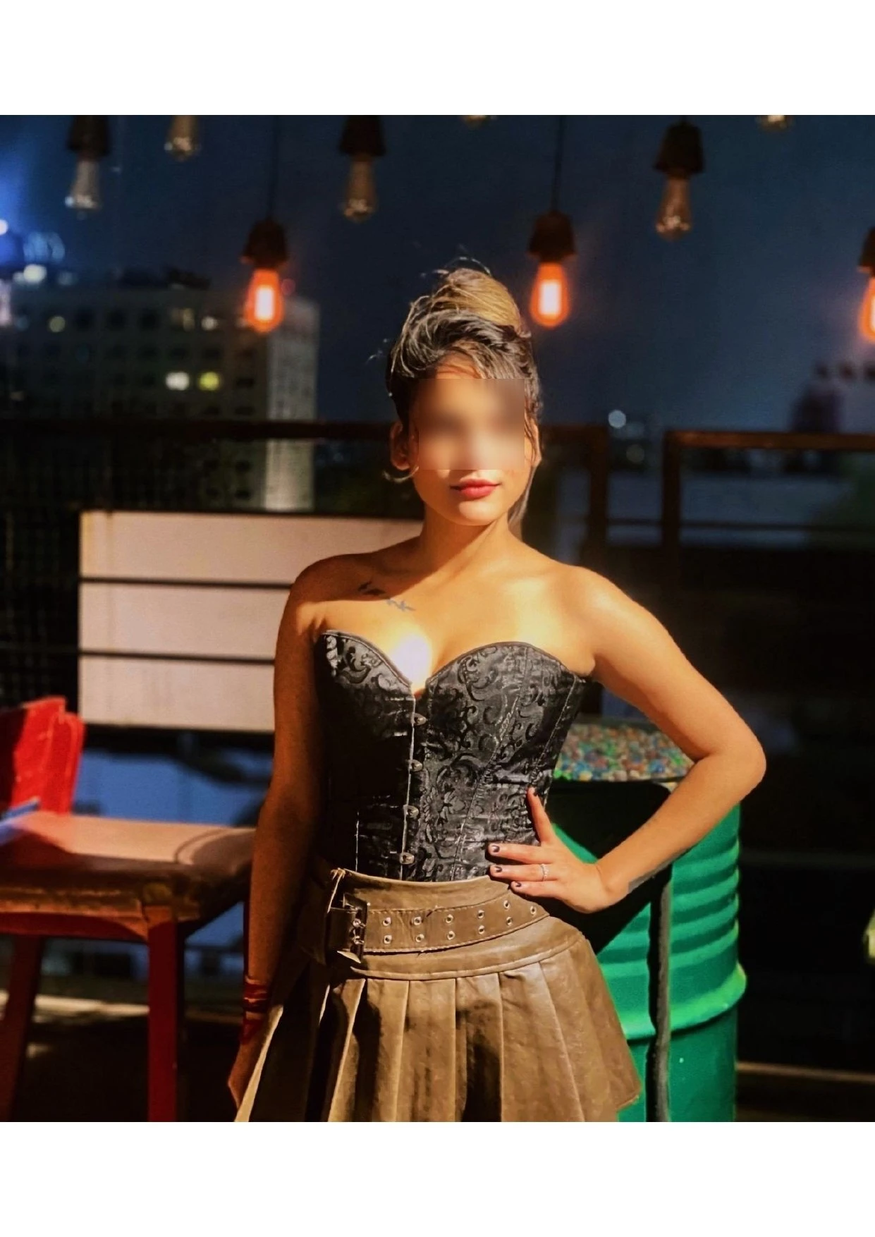 Simran – Indian escort in Mumbai — 2 / 6