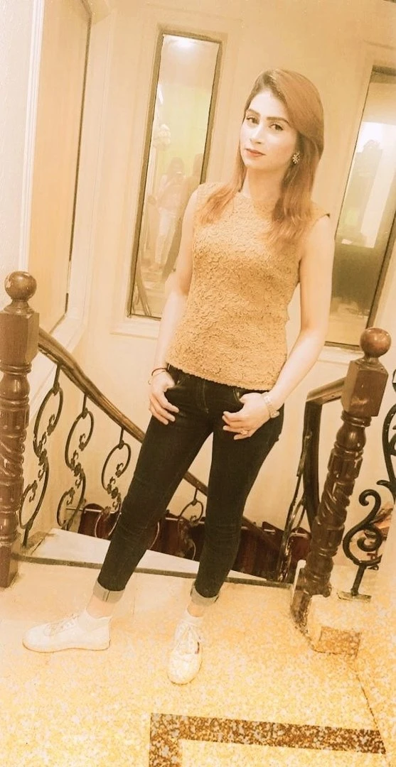Amina Call Girls – Pakistani escort in Karāchi — 8 / 11