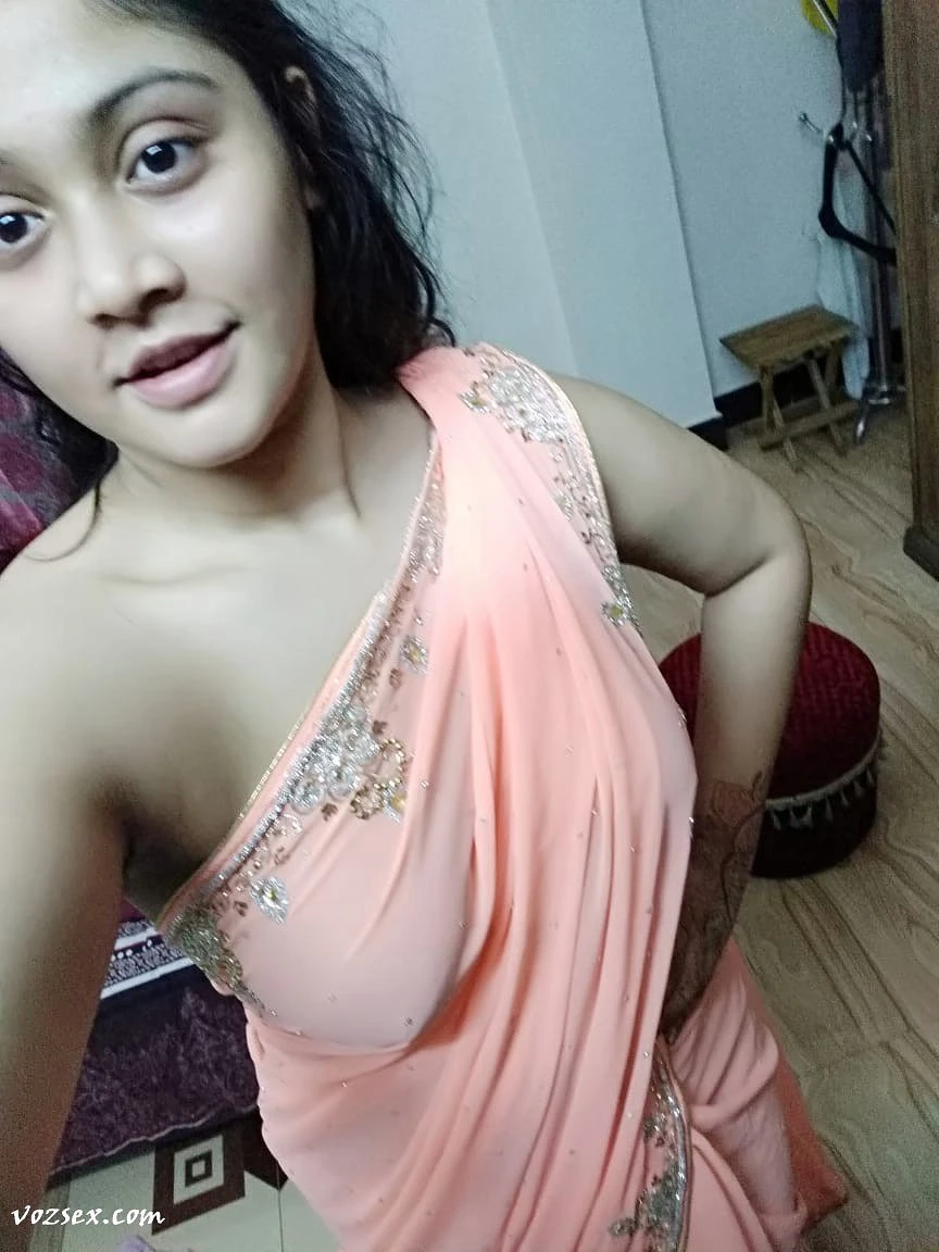 Salza Sabum Begum – Indian escort in Mumbai — 19 / 24