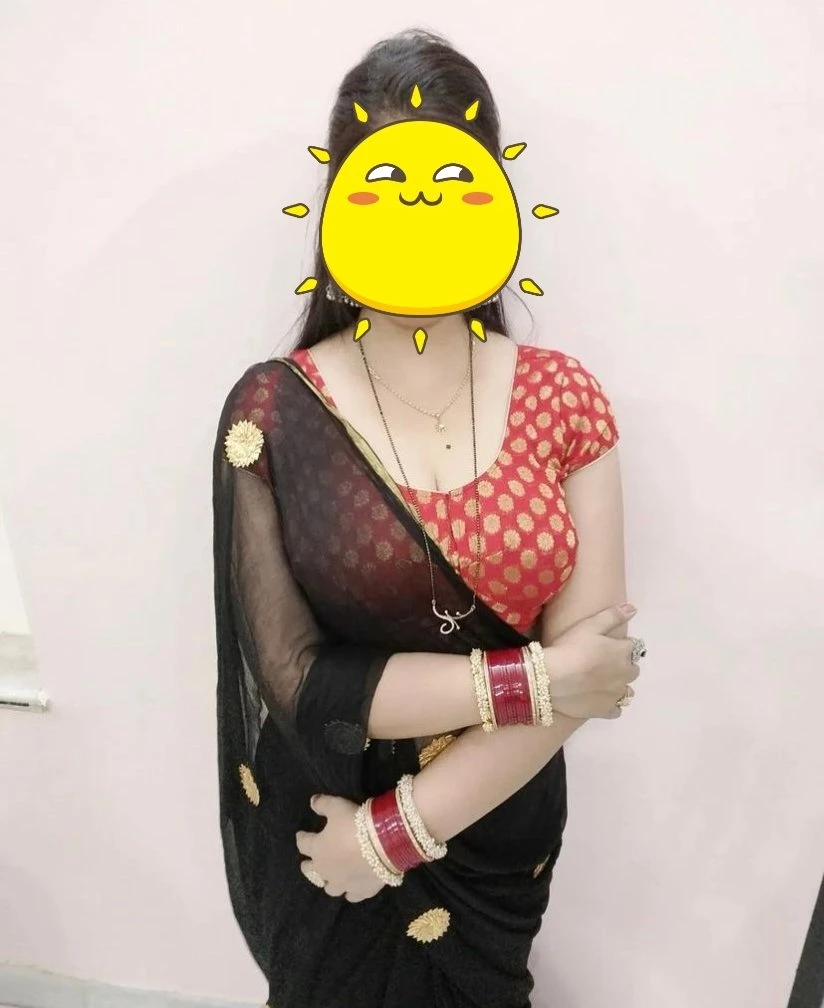 Soniya Bhabhi – Indian escort in Kanpur — 5 / 8