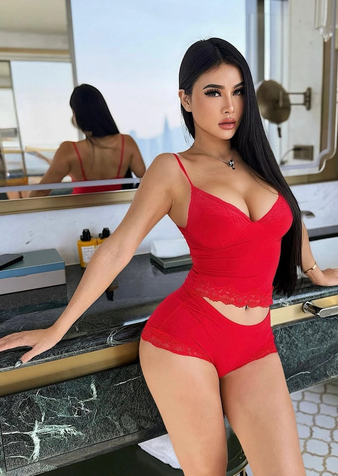 Nuna Party Lover – Vietnamese escort in Hong Kong — 24 / 31