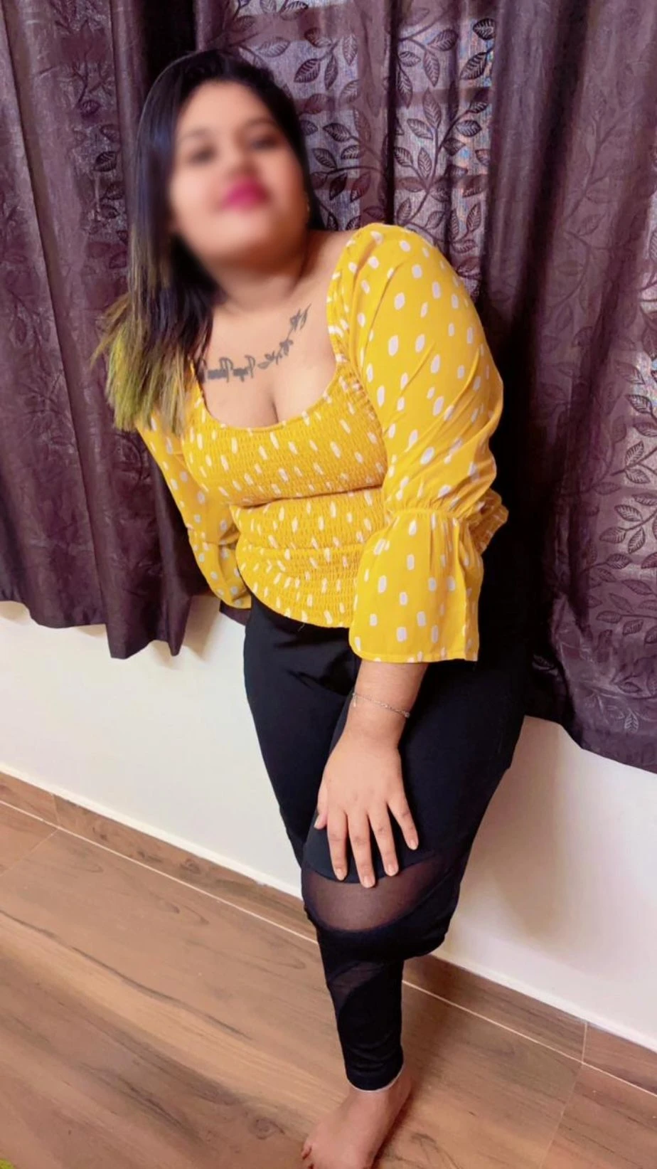 Call VIOND to Book Her 100% Verified – Indian escort in Hyderabad — 3 / 5