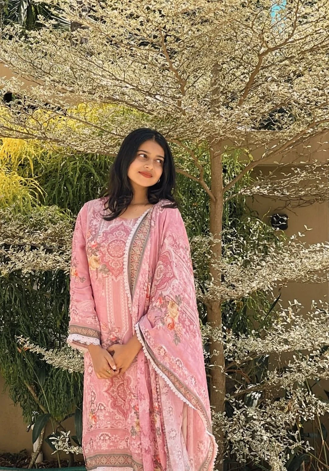 Horny Nisha – Indian escort in Thane — 3 / 4