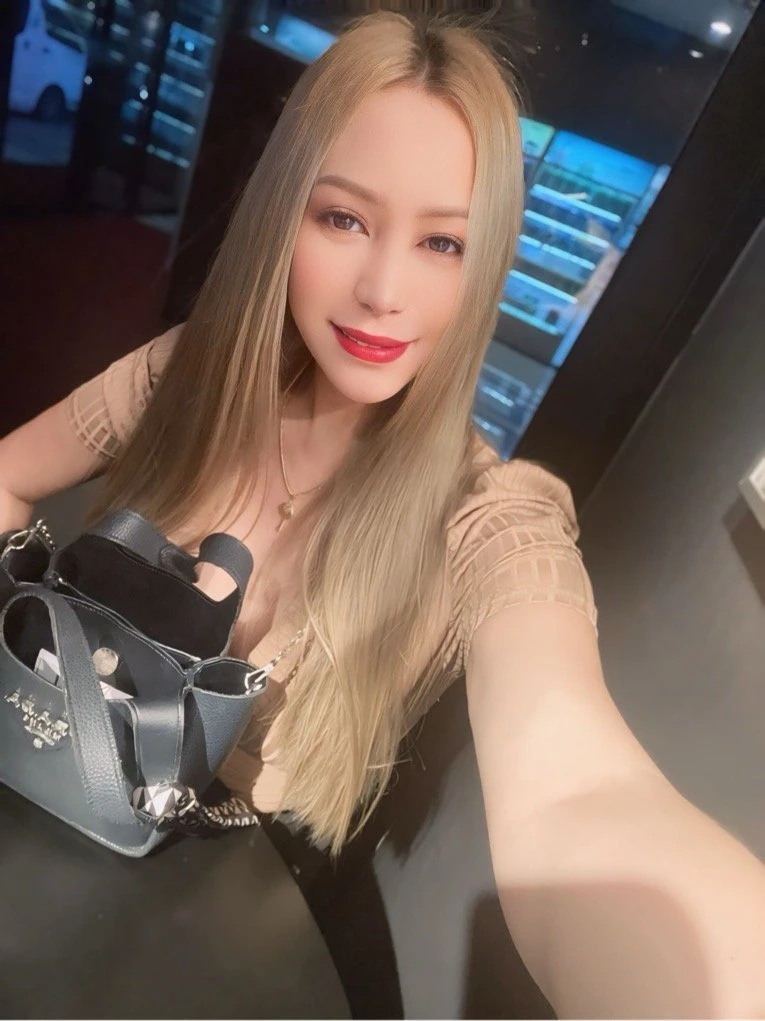 Miss Kara – Spanish escort in Macao — 16 / 19