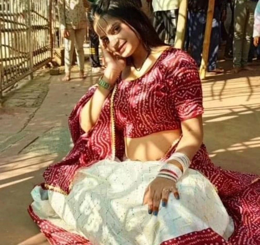 Aarohi Independent Girl Real meet CAM – Indian escort in New Delhi — 3 / 11