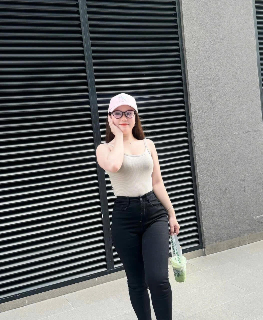 Dianna – Filipino escort in Ho Chi Minh City — 3 / 13
