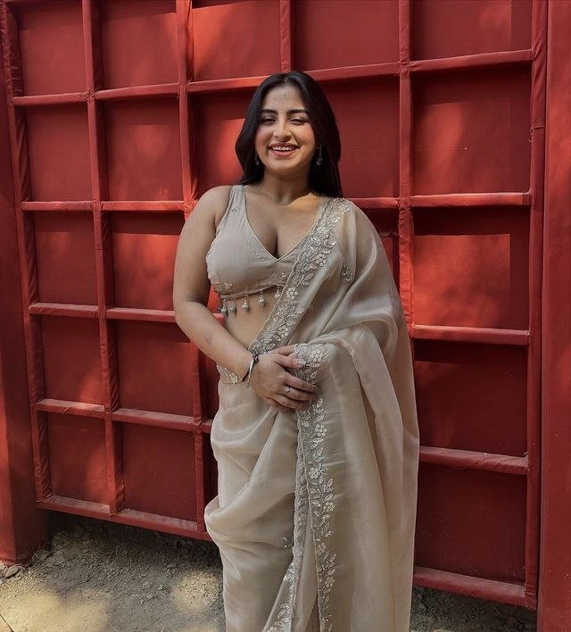 Affordable Sexy Girl's indipendent – Indian escort in Hyderabad — 1 / 3