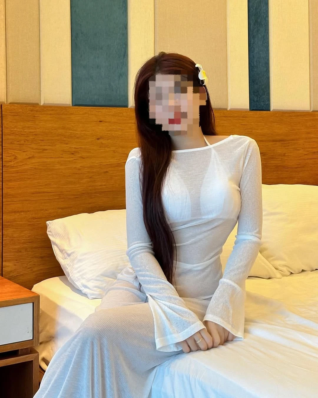 Erica – French escort in Colombo — 2 / 5