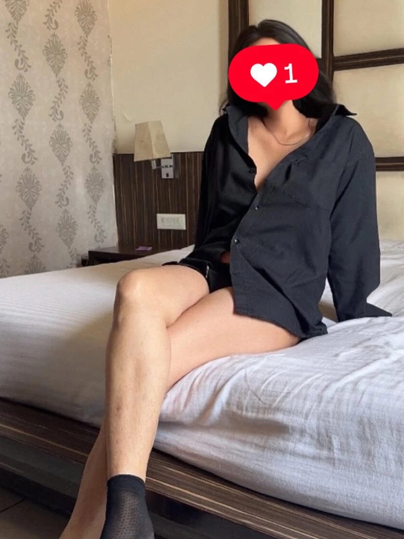 Kajal – Indian dominatrix in Mumbai — 2 / 22