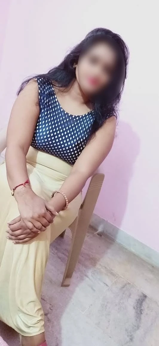Jiya Chaudhary Divorced – Indian escort in New Delhi — 3 / 5