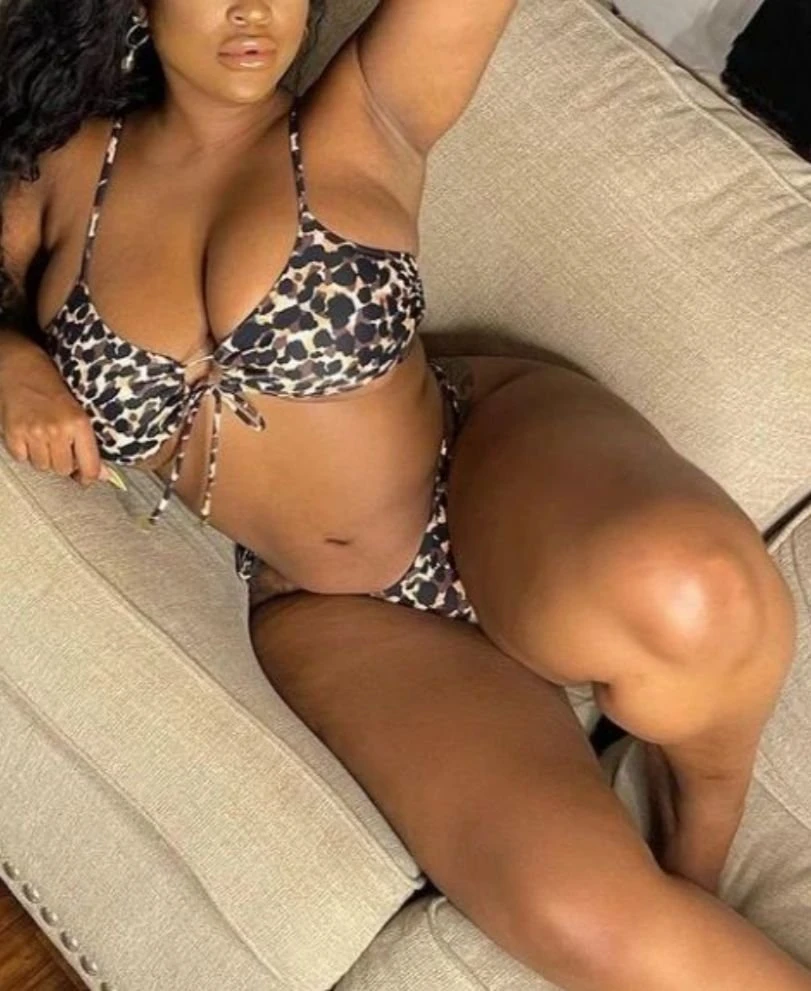 Mandisa – Dominican escort in Casablanca — 2 / 4