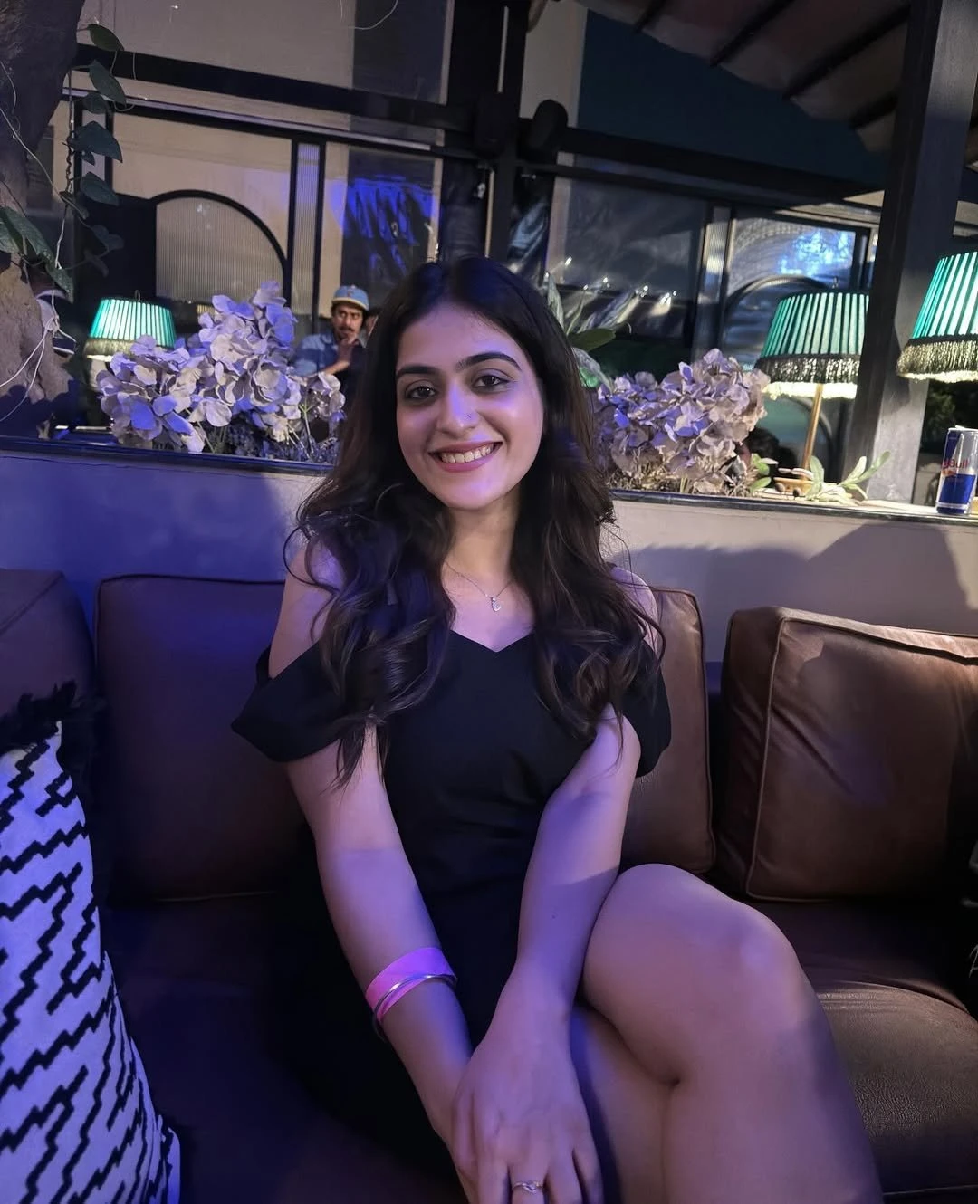 Heena – Indian escort in Vadodara — 2 / 3