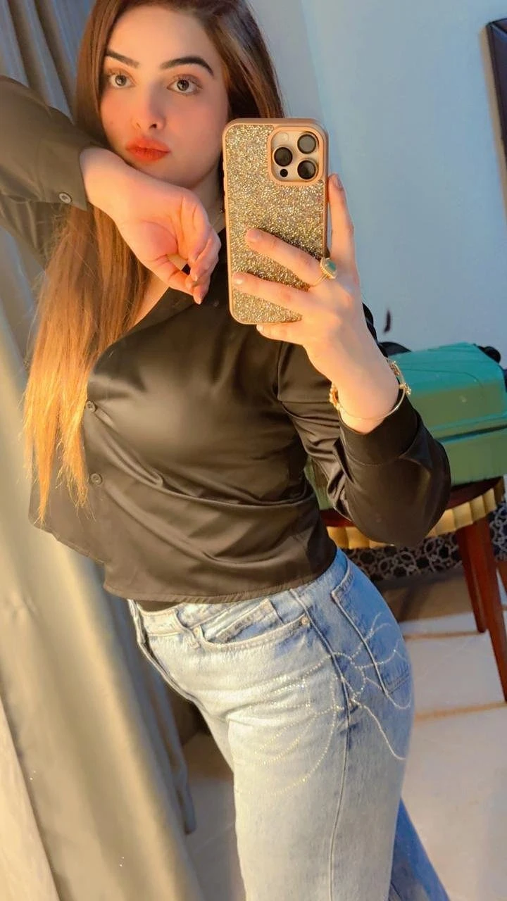 Low Price 100% Safe=and Service Girls – – escort in New Delhi — 5 / 19