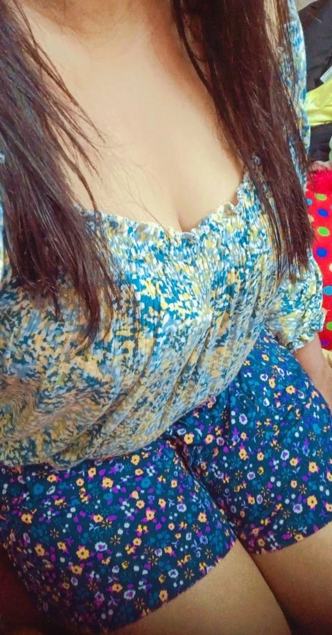 Nimisha Nimmi – Indian escort in Kochi — 5 / 17