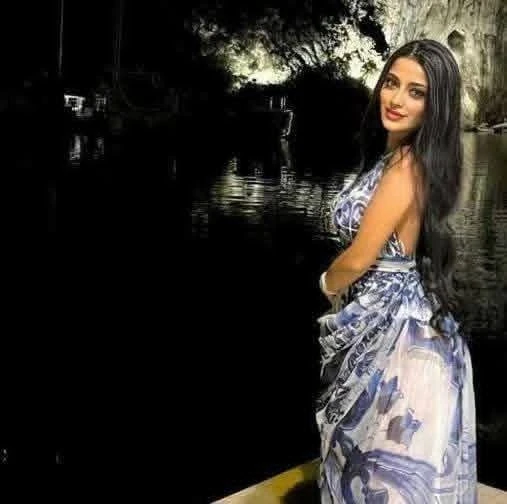 Karol – Lebanese escort in Beirut — 3 / 9