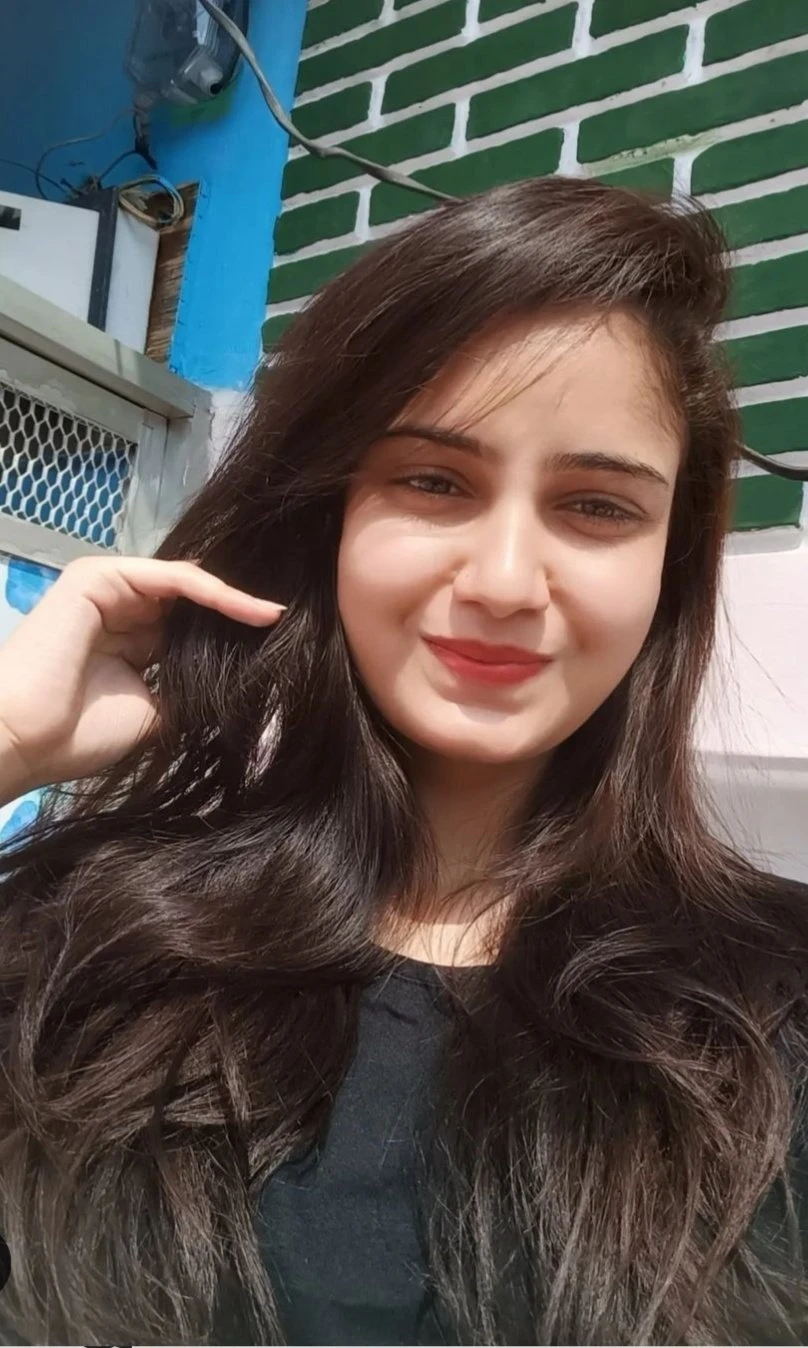 Real meet or cam show – Indian escort in Pune — 2 / 4