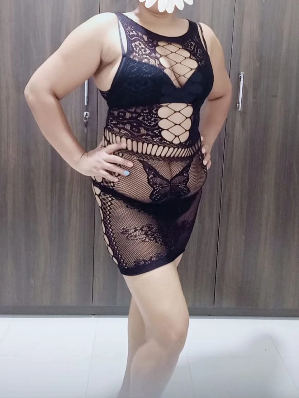 Rishika Live Cam Show – Sri Lankan escort in Colombo — 4 / 12