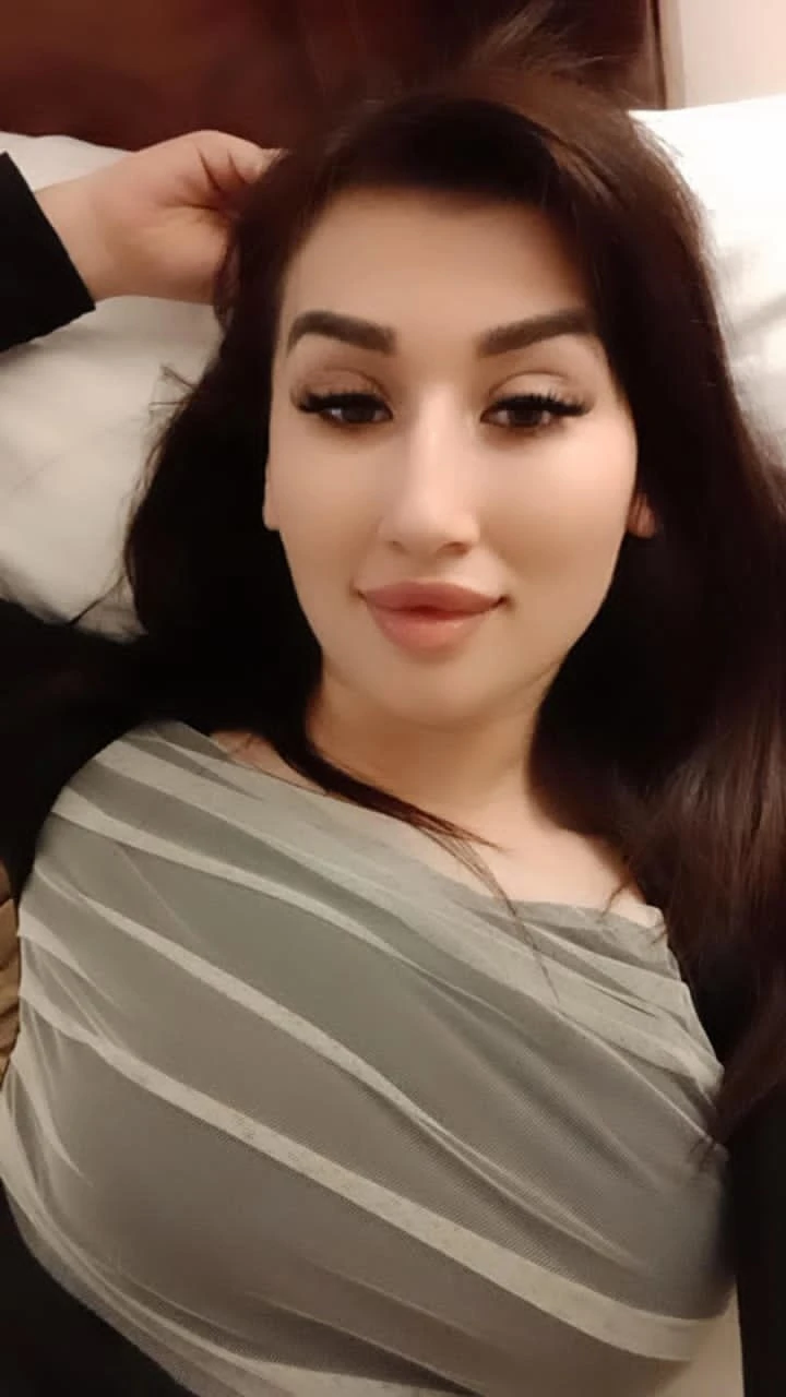 Teenage Russian Escort in Delhi, Cp – Russian escort in New Delhi — 4 / 22