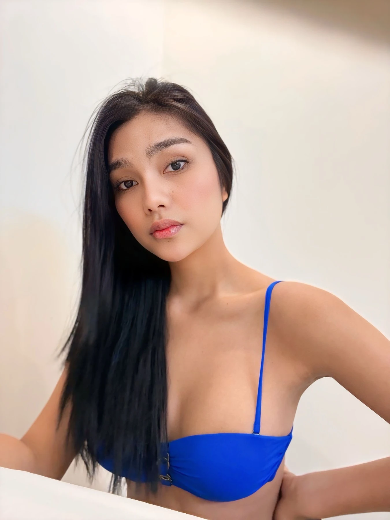 Mirriam Jane just landed – Filipino escort in Hyderabad — 8 / 14