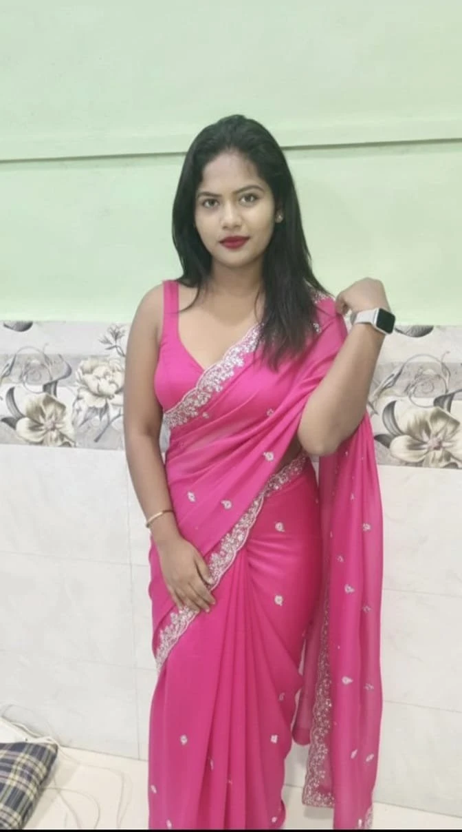 Megha Sharma – Indian escort in Mumbai — 2 / 4