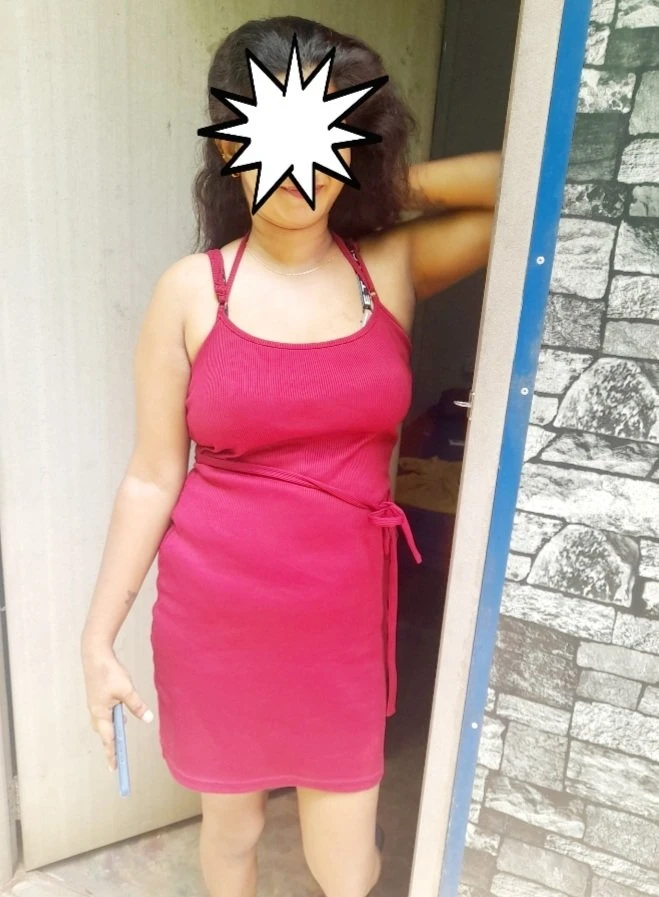 Cam Service & Full Service – Sri Lankan escort in Colombo — 3 / 4
