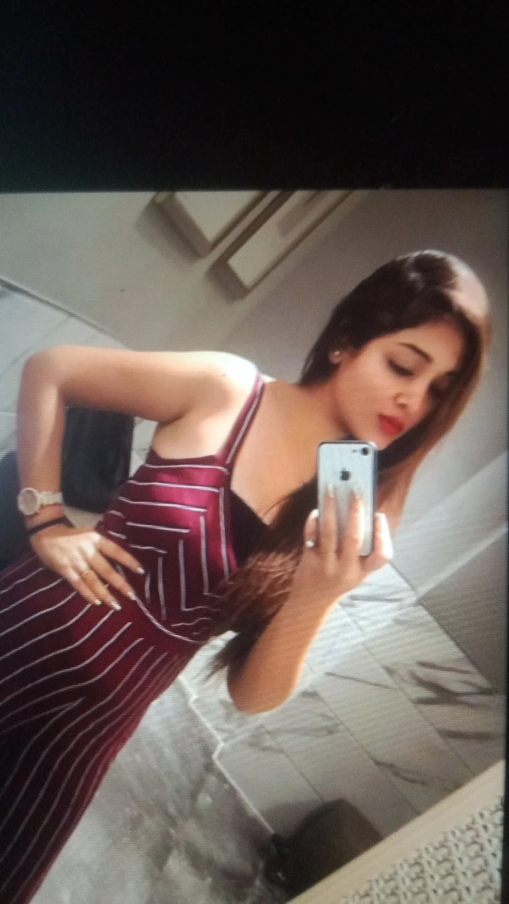 Komal Delhi 70825 Call 85150 – Indian escort in Noida, Escort, Noida