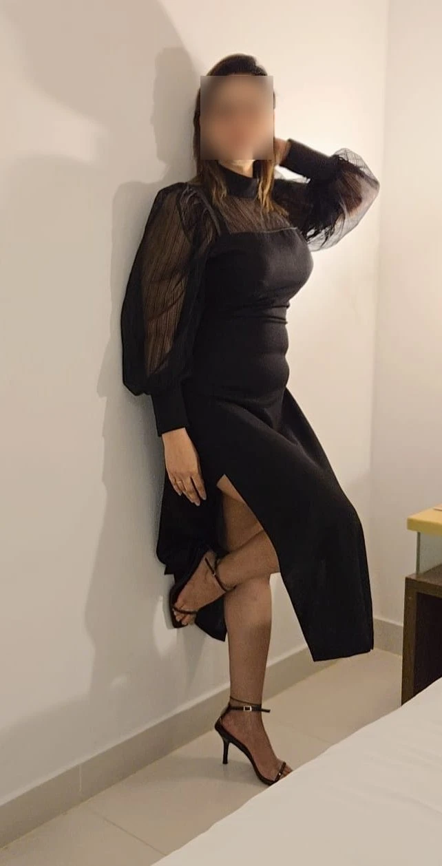 Nisha B2B Massage FullService Girl Delhi – Indian escort in New Delhi — 3 / 7