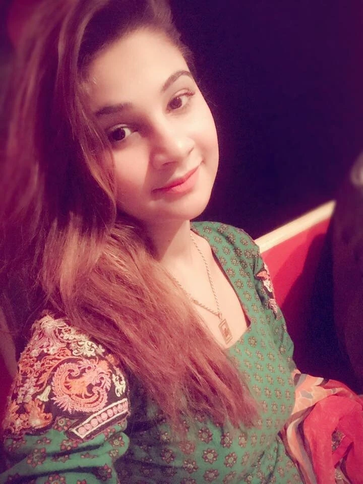 Pari – Pakistani escort in Islamabad — 4 / 11