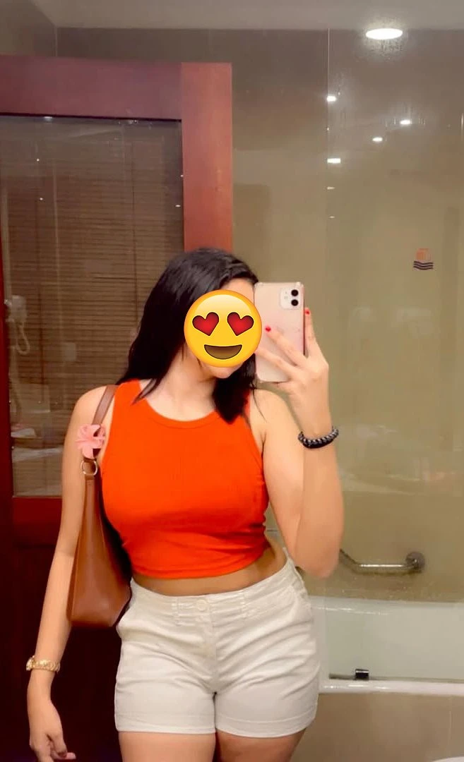 Hiresha for Cam and Real Meet – Sri Lankan escort in Colombo — 4 / 6