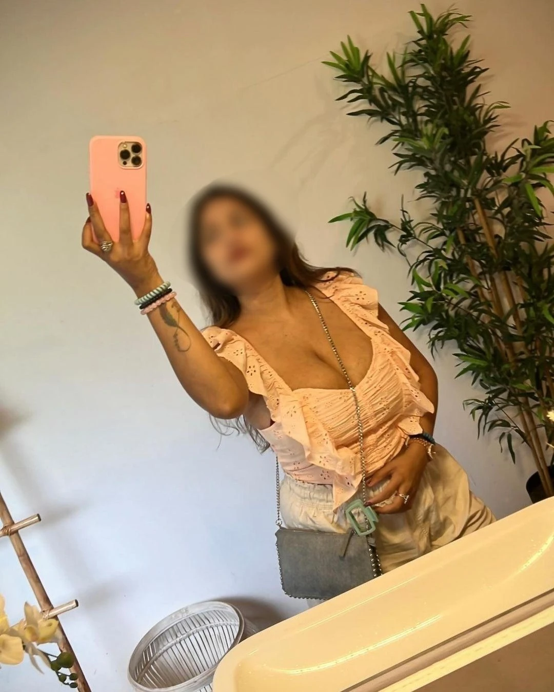 NO ADVANCE - Direct Pay To Girl In Hotel – Indian escort in New Delhi — 2 / 5