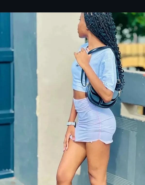 Joy – Ethiopian escort in Noida — 3 / 5
