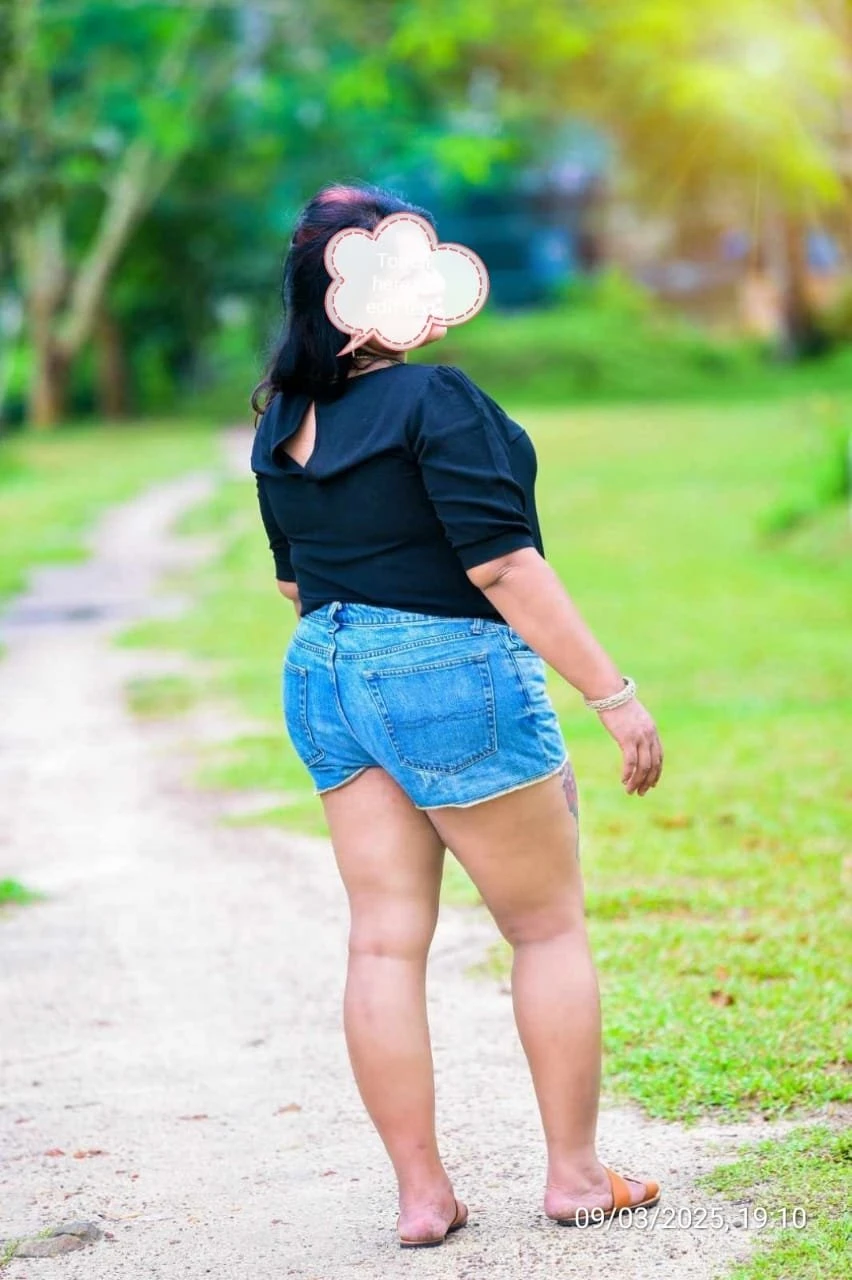 Shasha – Sri Lankan escort in Colombo — 2 / 3