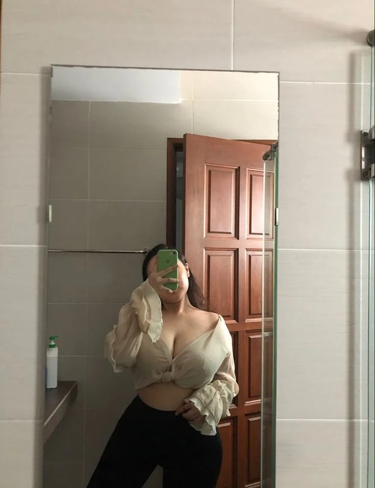 Da Nang Tight Chubby/strap On – escort in Da Nang — 2 / 5