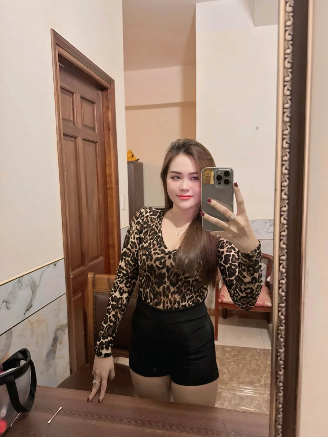 Mimi – Vietnamese escort in Ho Chi Minh City — 4 / 6