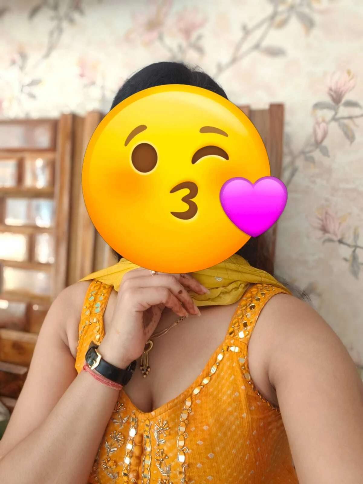 DIRECT CASH ON SPOT PAYMENT SHE HAND – Indian escort in Kochi — 2 / 3