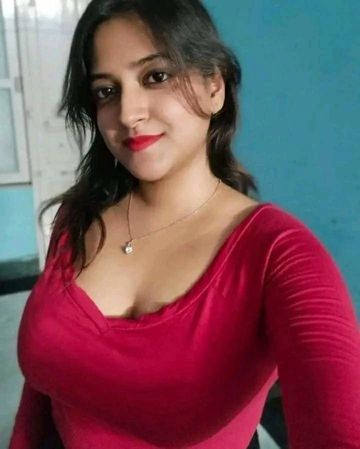 Srishti Arora Independent – Indian escort in Hyderabad — 2 / 5