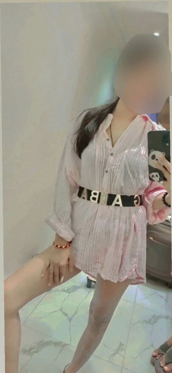 Prachi cam show mumbai – Indian escort in Mumbai — 4 / 5