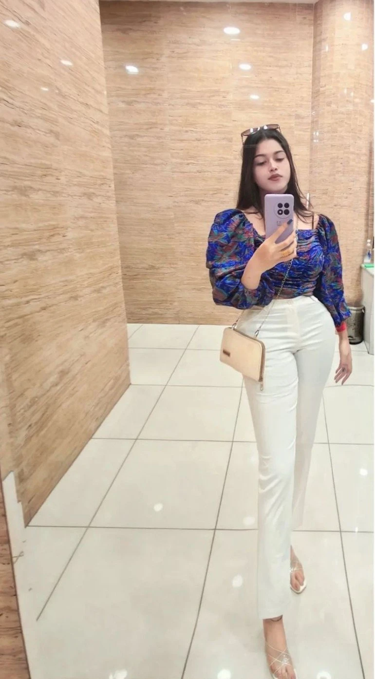 No brokerage ((Cam Show & Real Meet )) – Indian escort in Pune — 4 / 5