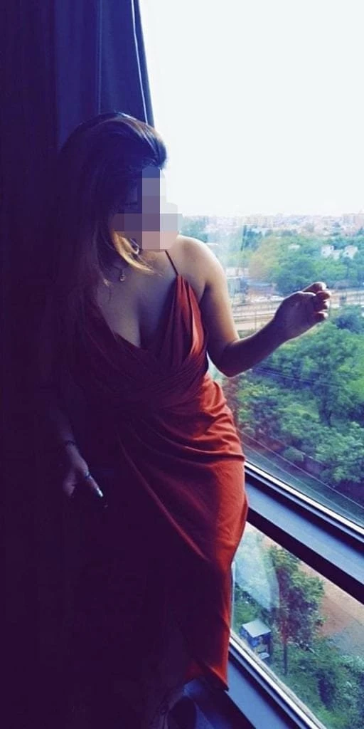 Nisha Singh Real Meet Genuine Service A – Indian escort in Mumbai — 1 / 6