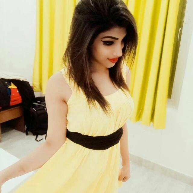 Maya Kappor – Indian escort in Mumbai — 2 / 7