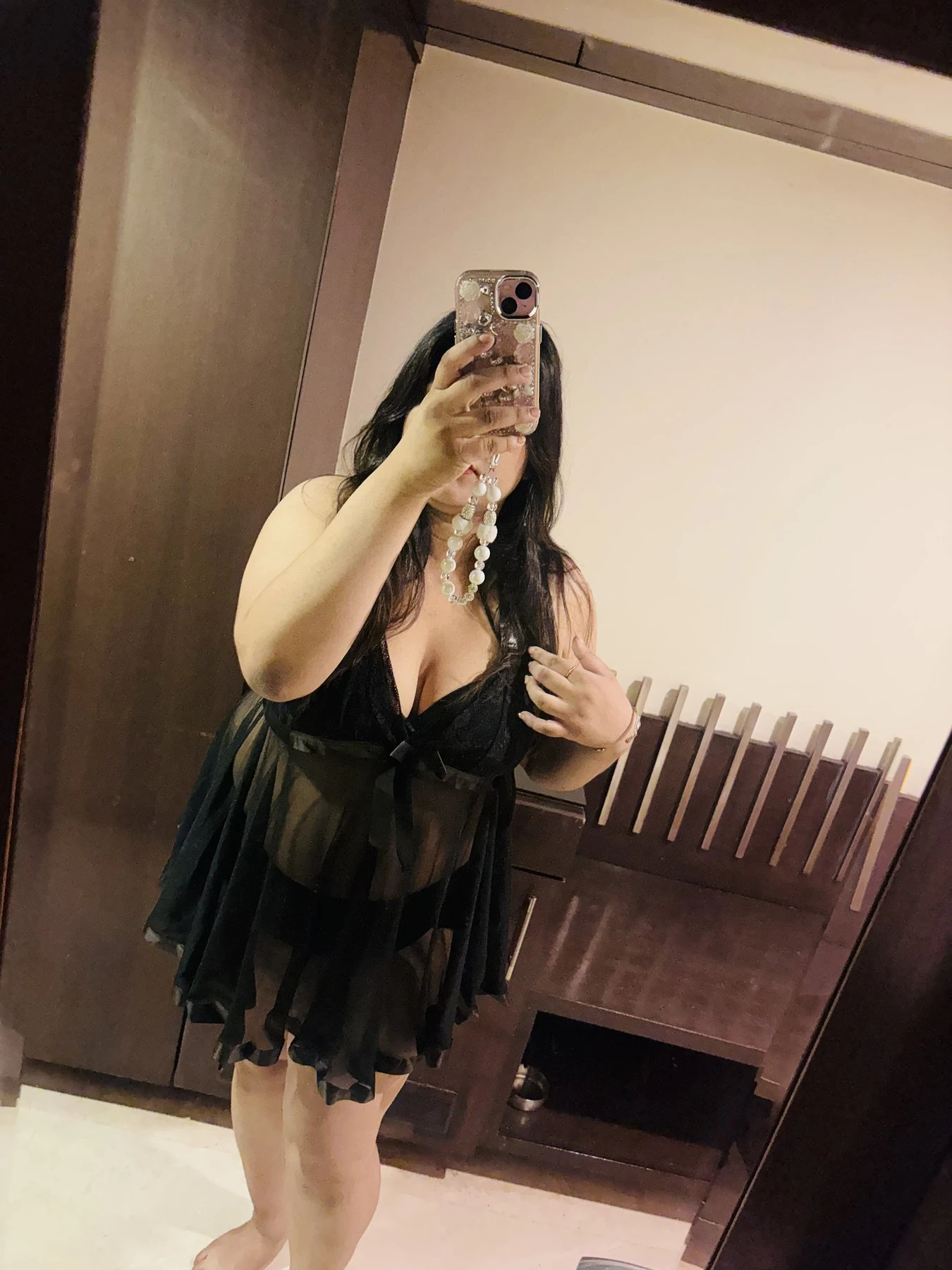 S Baddie – Indian escort in Hyderabad — 3 / 12