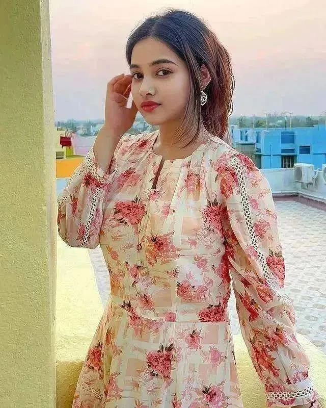 Sunita – escort in Thane — 2 / 3