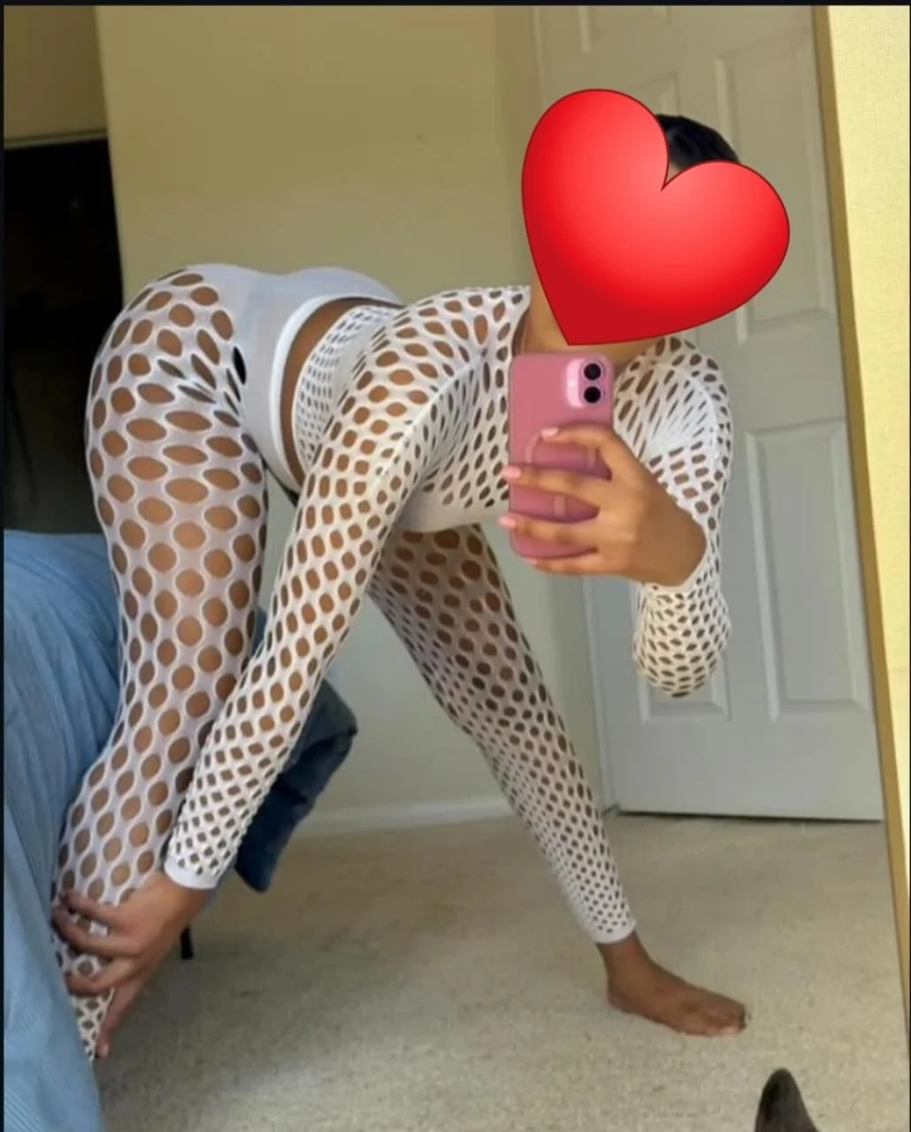 Juicy Suzane Soft Ass Meet & Fuck – South African escort in Visakhapatnam — 3 / 5